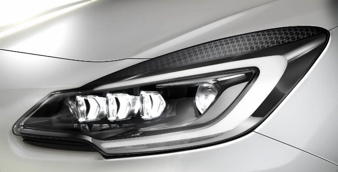 Citroën DS 3 restylée 2014 - bloc optique xénon LED
