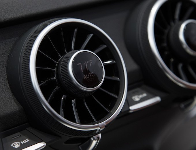 Commande climatisation aérateurs Audi TT