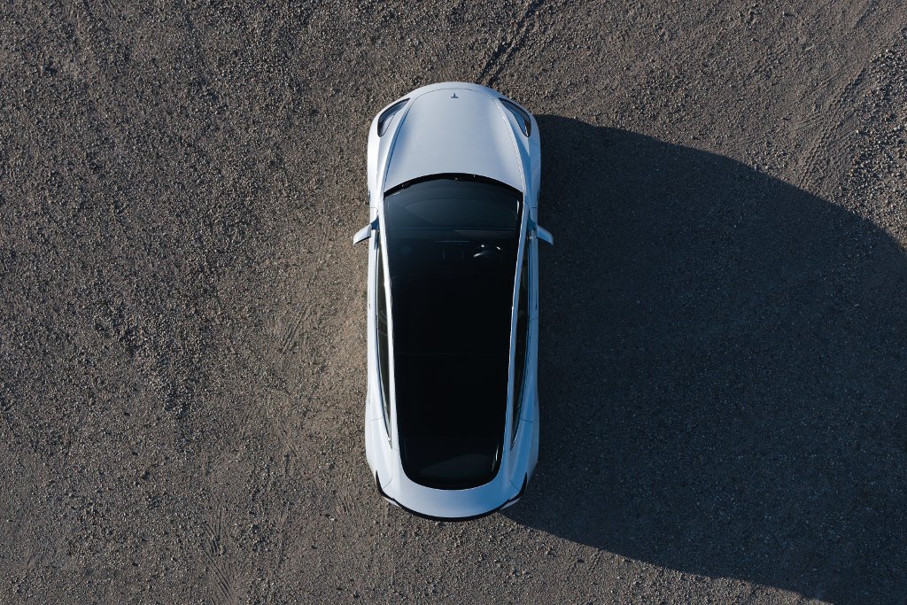 Tesla Model 3 blanche - vue de dessus