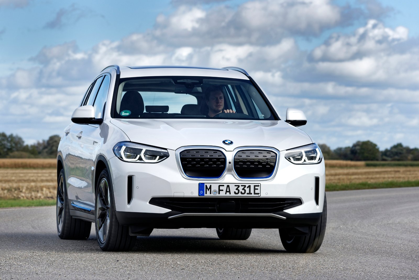 BMW iX3 - vue de face
