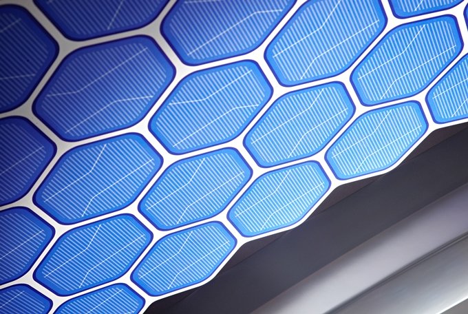 Land Rover DC100 - détail panneau solaire