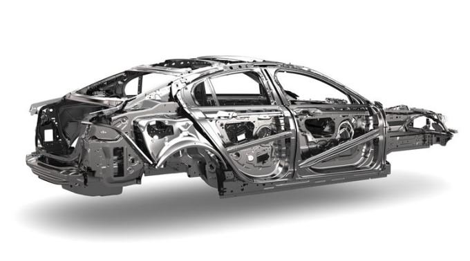 Jaguar XE - châssis aluminium